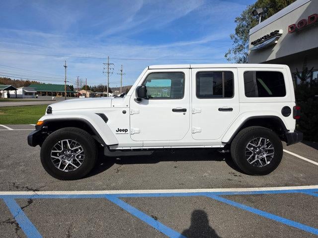 2026 Jeep Wrangler Sahara 4 Door 4x4