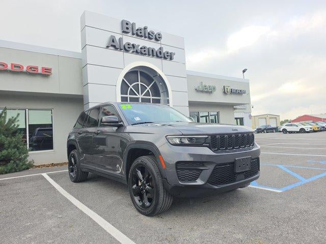 2022 Jeep Grand Cherokee Altitude 4x4