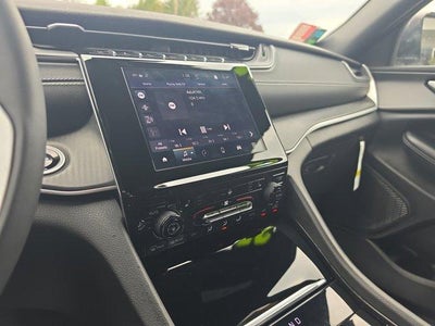 2024 Jeep Grand Cherokee L Laredo 4x4