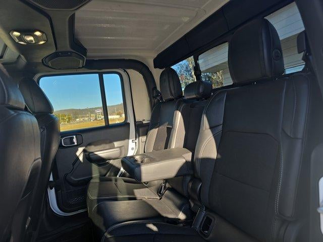 2021 Jeep Gladiator Freedom 4x4 *Ltd Avail*