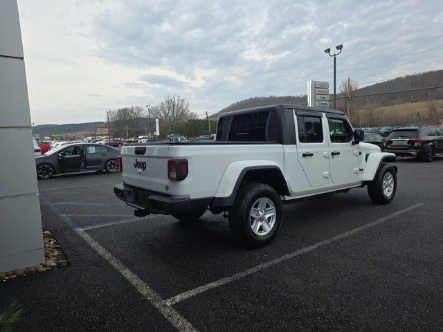 2022 Jeep Gladiator Sport S 4x4