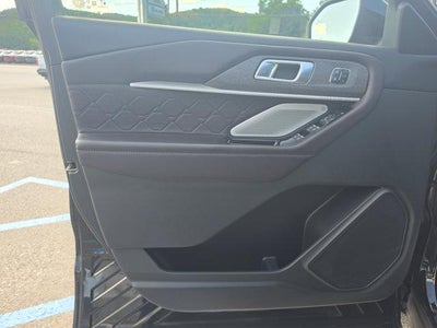 2025 Ford Explorer Platinum 4WD
