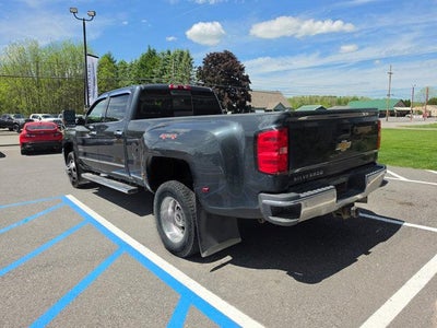 2017 Chevrolet Silverado 3500 HD Crew Cab Long Box 4-Wheel Drive LTZ