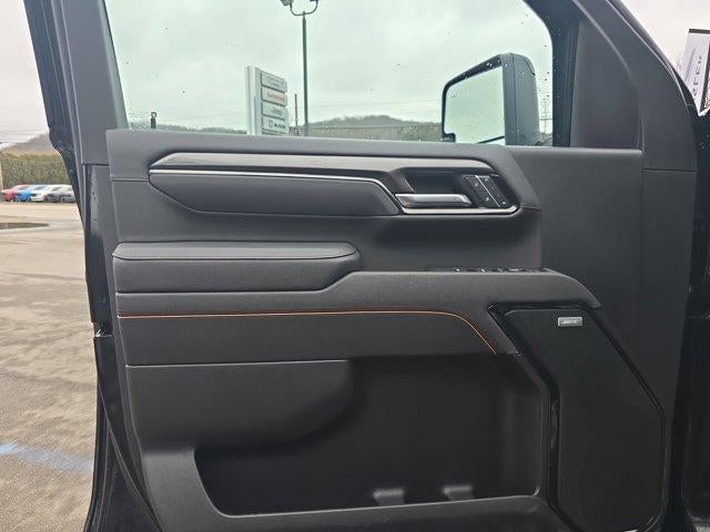 2025 GMC Sierra 2500 HD Crew Cab Standard Box 4-Wheel Drive AT4