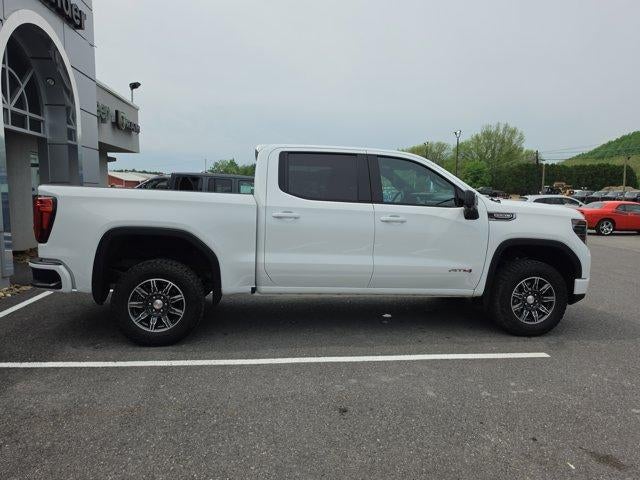 2025 GMC Sierra 1500 Crew Cab Short Box 4-Wheel Drive AT4