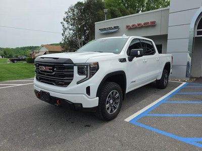 2025 GMC Sierra 1500 Crew Cab Short Box 4-Wheel Drive AT4