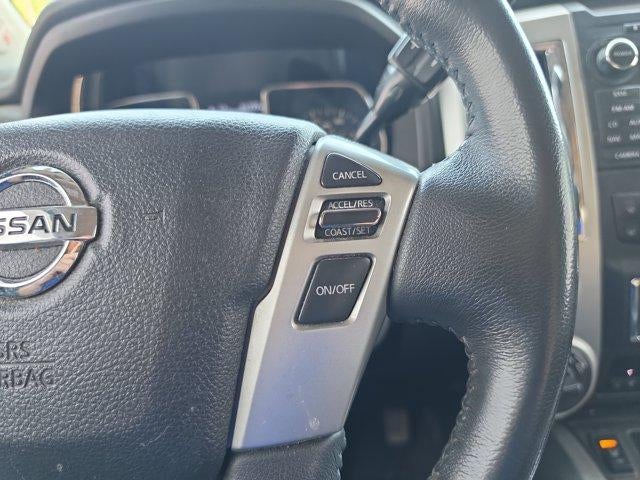 2017 Nissan Titan 4x4 Crew Cab SL