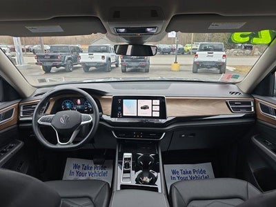 2025 Volkswagen Atlas 2.0T SE w/Technology 4MOTION