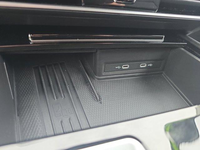 2025 Volkswagen Atlas 2.0T SE w/Technology 4MOTION