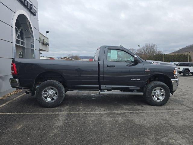 2021 RAM 3500 Big Horn 4x4 Reg Cab 8' Box