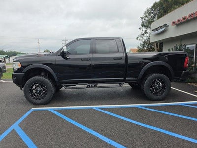 2022 RAM 3500 Laramie 4x4 Crew Cab 6'4" Box