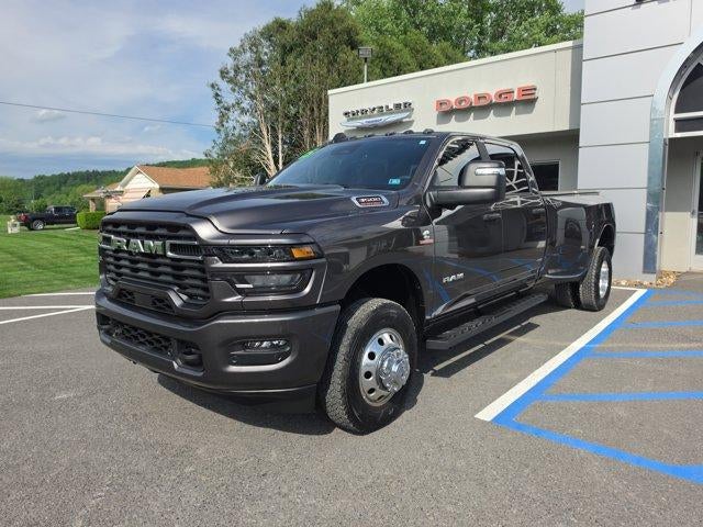 2025 RAM 3500 Big Horn 4x4 Crew Cab 8' Box