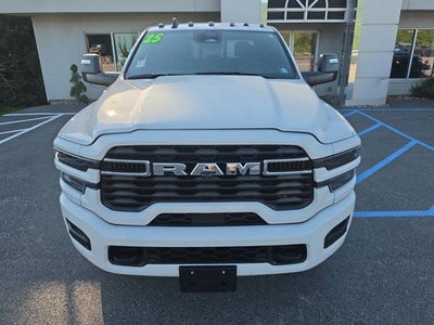 2025 RAM 3500 Big Horn 4x4 Crew Cab 8' Box
