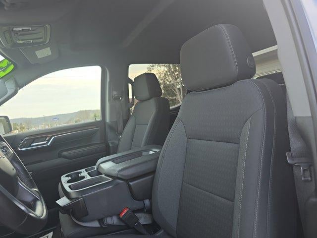 2023 Chevrolet Silverado 1500 Crew Cab Short Box 4-Wheel Drive LT 2FL