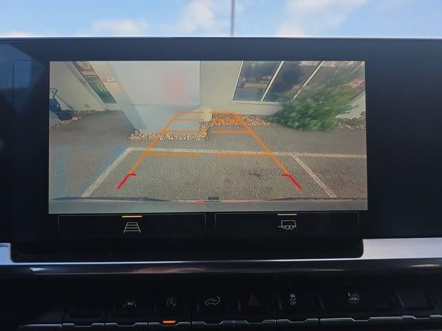 2023 Chevrolet Silverado 1500 Crew Cab Short Box 4-Wheel Drive LT 2FL