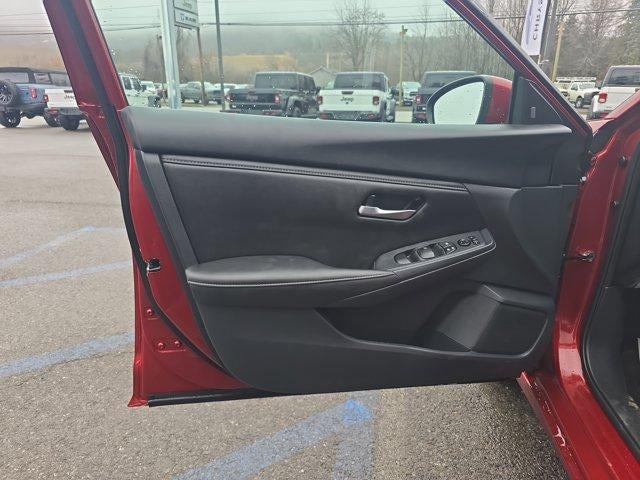 2025 Nissan Sentra SV CVT