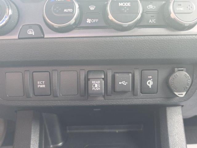 2023 Toyota Tacoma 4WD 4WD TRD Off Road Double Cab 5' Bed V6 AT (Natl)
