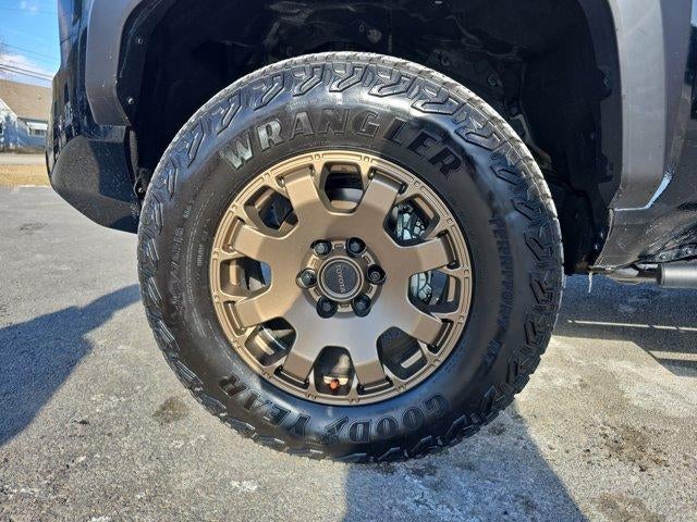 2025 Toyota Tacoma 4WD 4WD Trailhunter Hybrid Double Cab 5' Bed AT (Natl)