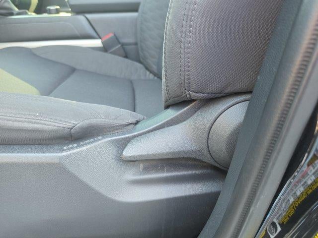 2023 Toyota Tundra 4WD 4WD SR5 CrewMax 5.5' Bed (SE)