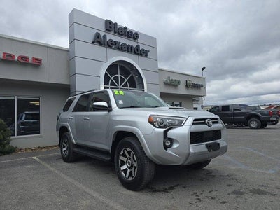 2024 Toyota 4Runner TRD Off Road 4WD (Natl)