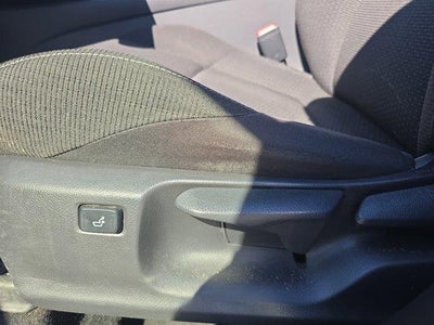 2018 Toyota C-HR XLE Premium FWD (Natl)