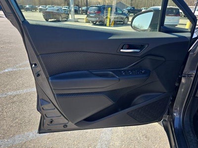 2018 Toyota C-HR XLE Premium FWD (Natl)