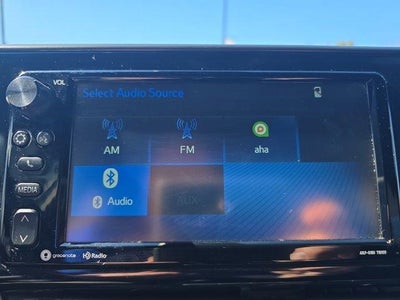 2018 Toyota C-HR XLE Premium FWD (Natl)