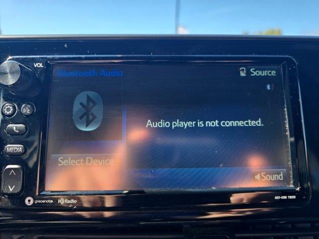 2018 Toyota C-HR XLE Premium FWD (Natl)