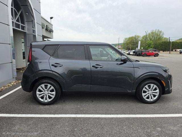 2023 Kia Soul LX IVT