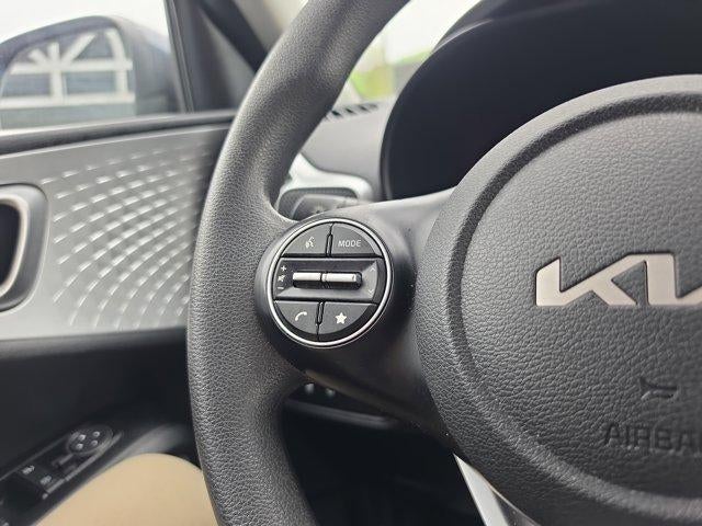 2023 Kia Soul LX IVT