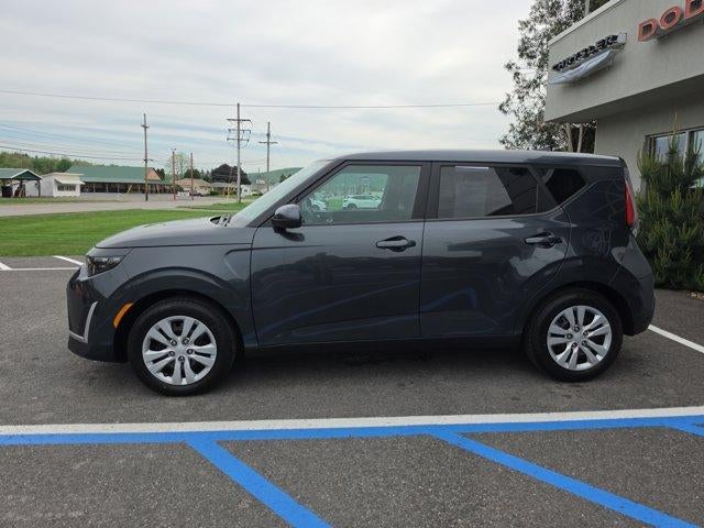 2023 Kia Soul LX IVT