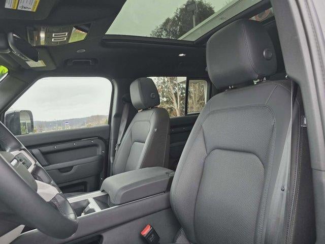 2025 Land Rover Defender 110 P300 S