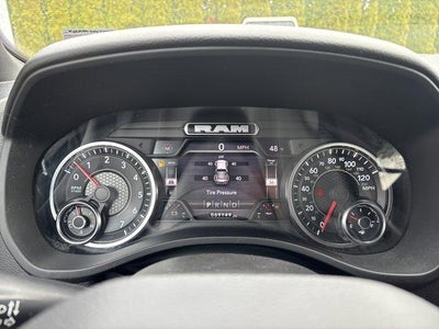 2022 RAM 1500 Big Horn 4x4 Crew Cab 5'7" Box