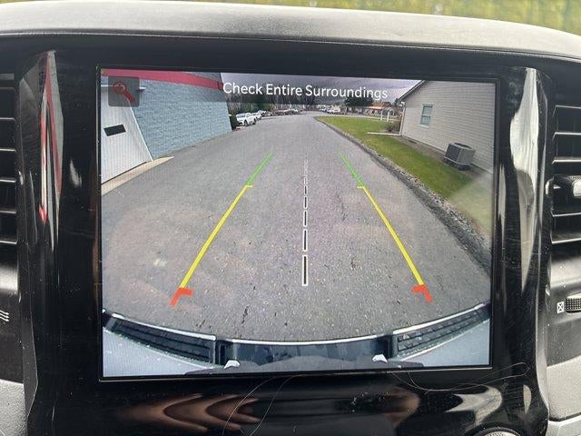 2022 RAM 1500 Big Horn 4x4 Crew Cab 5'7" Box