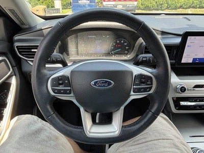 2022 Ford Explorer XLT 4WD