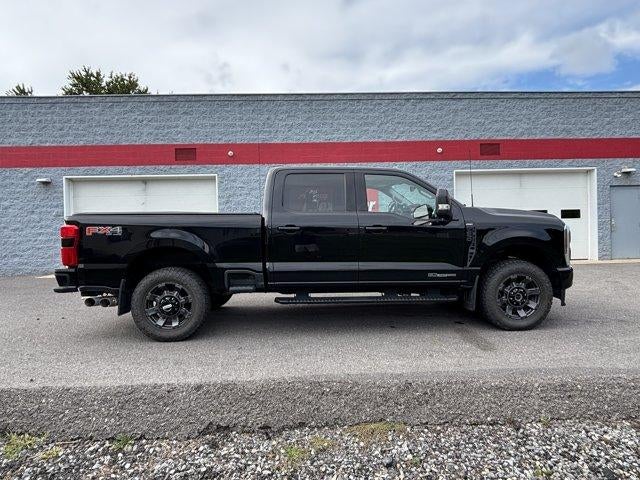 2024 Ford Super Duty F-250 SRW LARIAT 4WD Crew Cab 6.75' Box