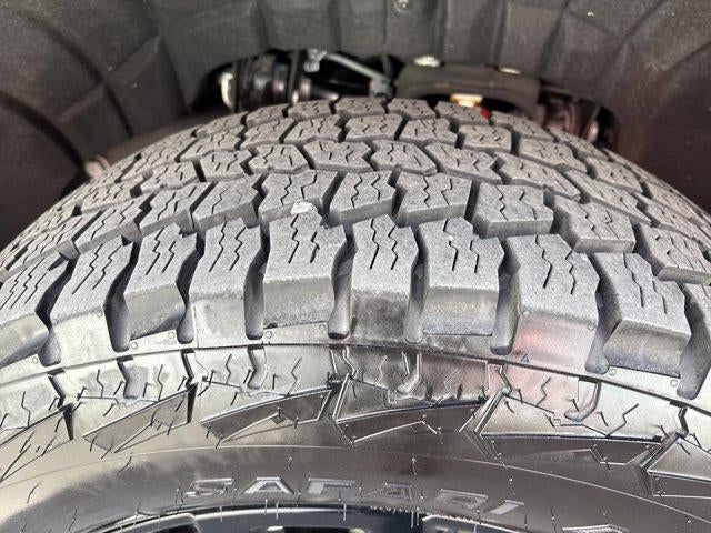 2025 Chevrolet Silverado 2500 HD Crew Cab Standard Box 4-Wheel Drive LT