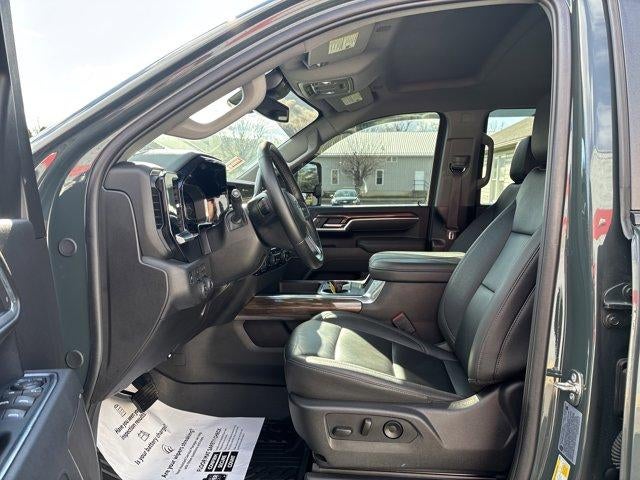 2025 Chevrolet Silverado 2500 HD Crew Cab Standard Box 4-Wheel Drive LT