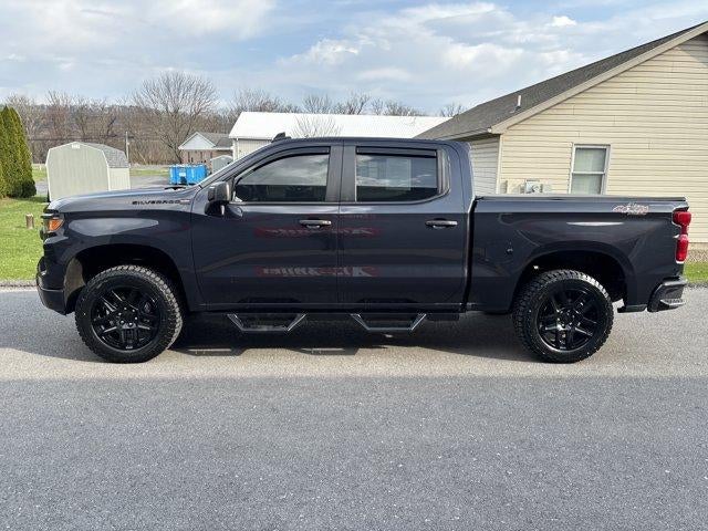 2022 Chevrolet Silverado 1500 Crew Cab Short Box 4-Wheel Drive Custom