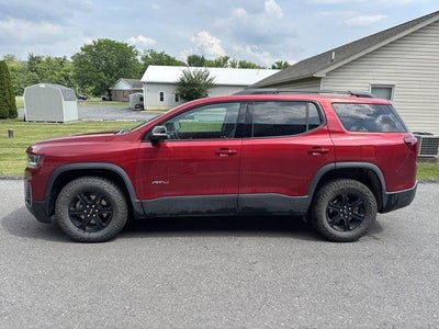 2022 GMC Acadia AWD AT4