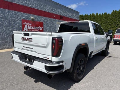 2025 GMC Sierra 2500 HD Crew Cab Standard Box 4-Wheel Drive AT4