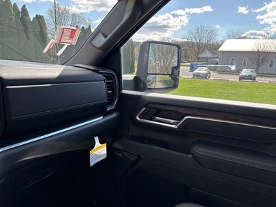 2026 GMC Sierra 2500 HD Crew Cab Standard Box 4-Wheel Drive SLT