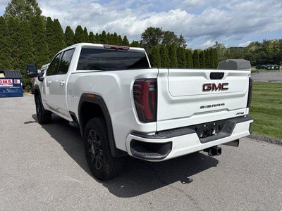 2026 GMC Sierra 2500 HD Crew Cab Standard Box 4-Wheel Drive AT4