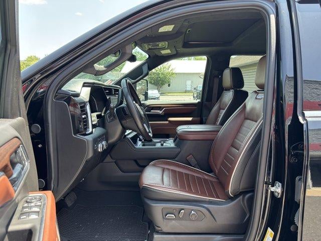 2025 GMC Sierra 3500HD Crew Cab Standard Box 4-Wheel Drive Denali Ultimate