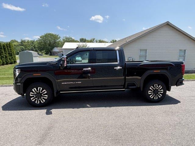 2025 GMC Sierra 3500HD Crew Cab Standard Box 4-Wheel Drive Denali Ultimate