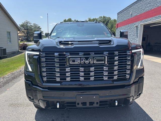 2025 GMC Sierra 3500HD Crew Cab Standard Box 4-Wheel Drive Denali Ultimate