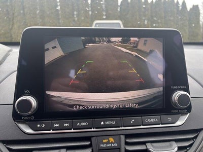 2023 Nissan Altima 2.5 SV Sedan