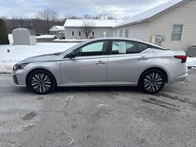 2024 Nissan Altima 2.5 SV Sedan