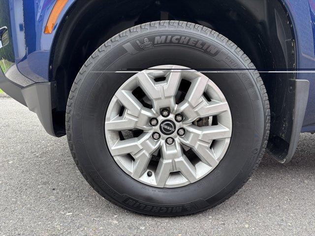 2023 Nissan Frontier Crew Cab 4x4 SV Auto
