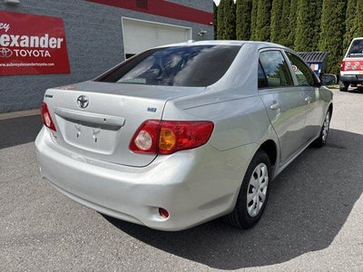 2009 Toyota Corolla 4dr Sdn Auto LE (Natl)